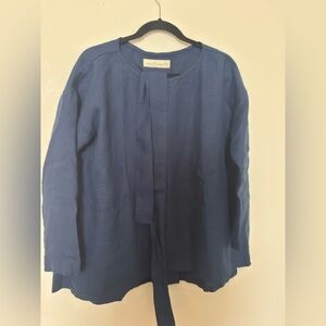 New never worn  before not perfect linen admiral blue leaf top